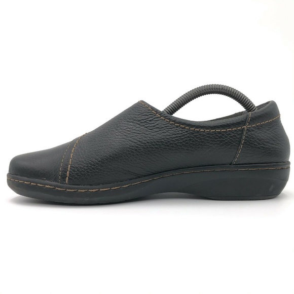Clarks Collection Button Slip-On Flats Loafers - Picture 4 of 8